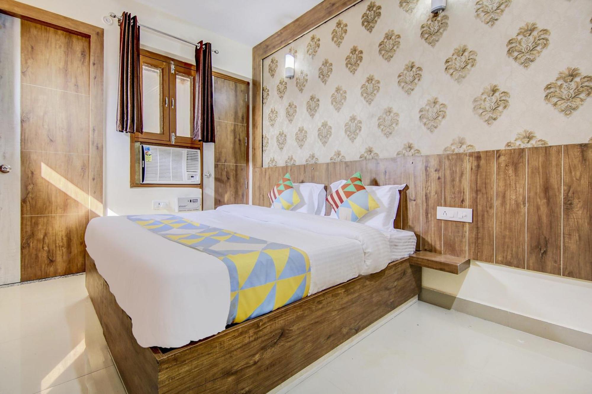 Hotel Collection O 77421 Near Medanta hospital Gurgaon Exterior foto