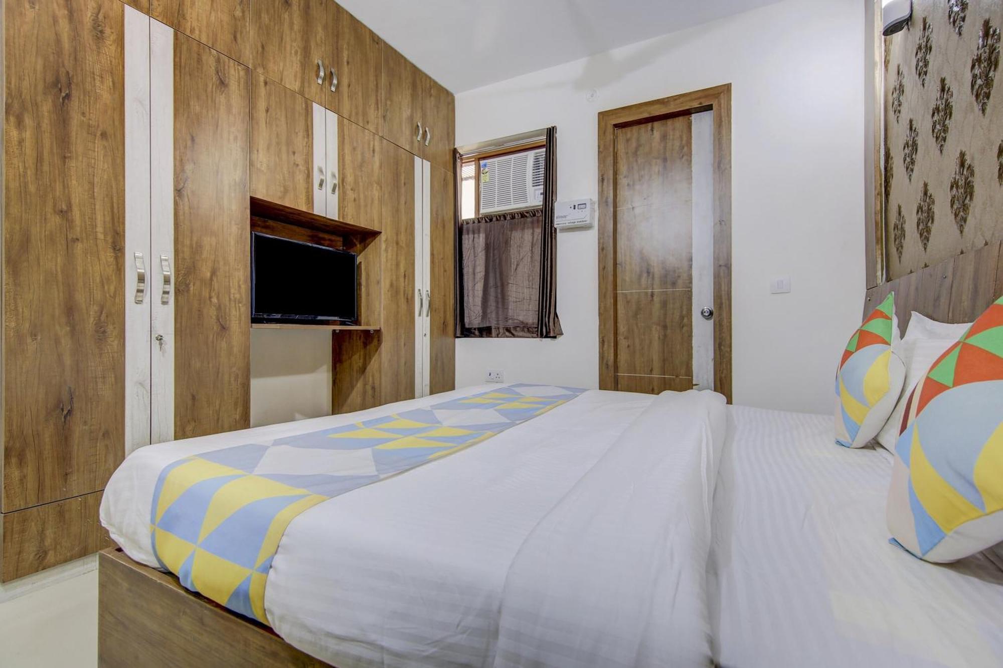 Hotel Collection O 77421 Near Medanta hospital Gurgaon Exterior foto